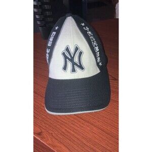 Vintage New York Yankees Hat – Adjustable – Twins Enterprise Inc. – MLB Genuine